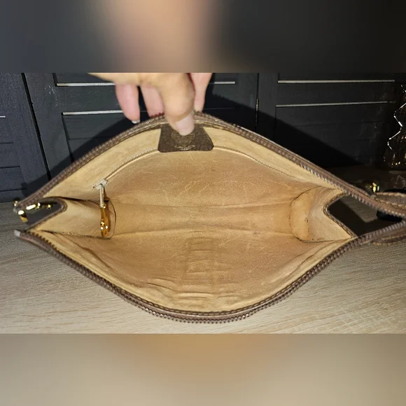 Authentic GUCCI Ophidia Supreme Web Crossbody - Picture 10 of 15